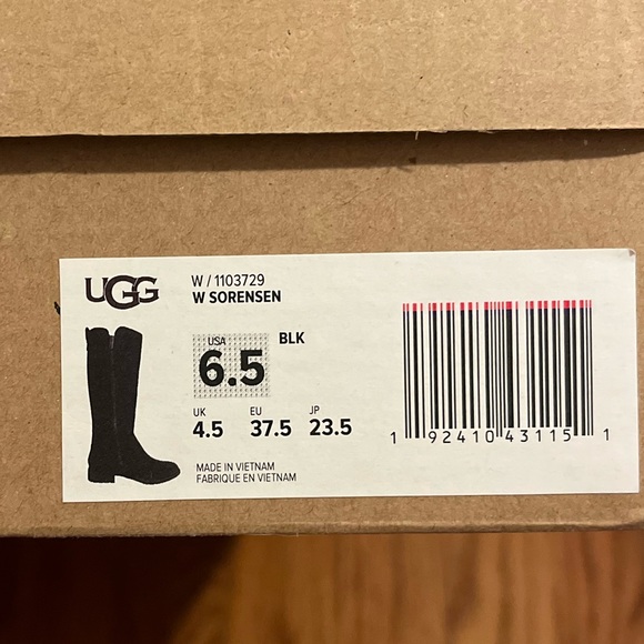 Brand New UGG Sorensen Style Black Suede Boots - Picture 11 of 12